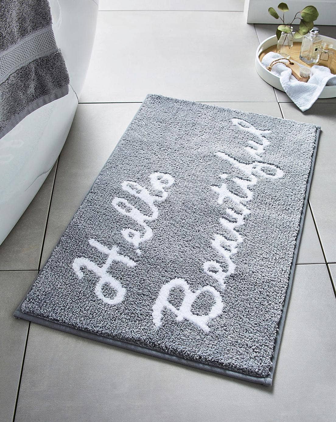 Microfibre Non-Slip Slogan Bath Mat: Hello Beautiful