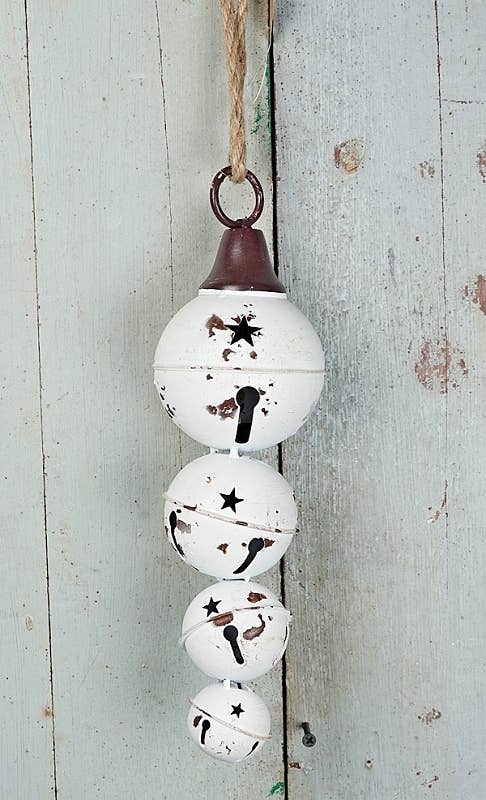13.5inL Distressed Metal 4 Bells Strand-White-