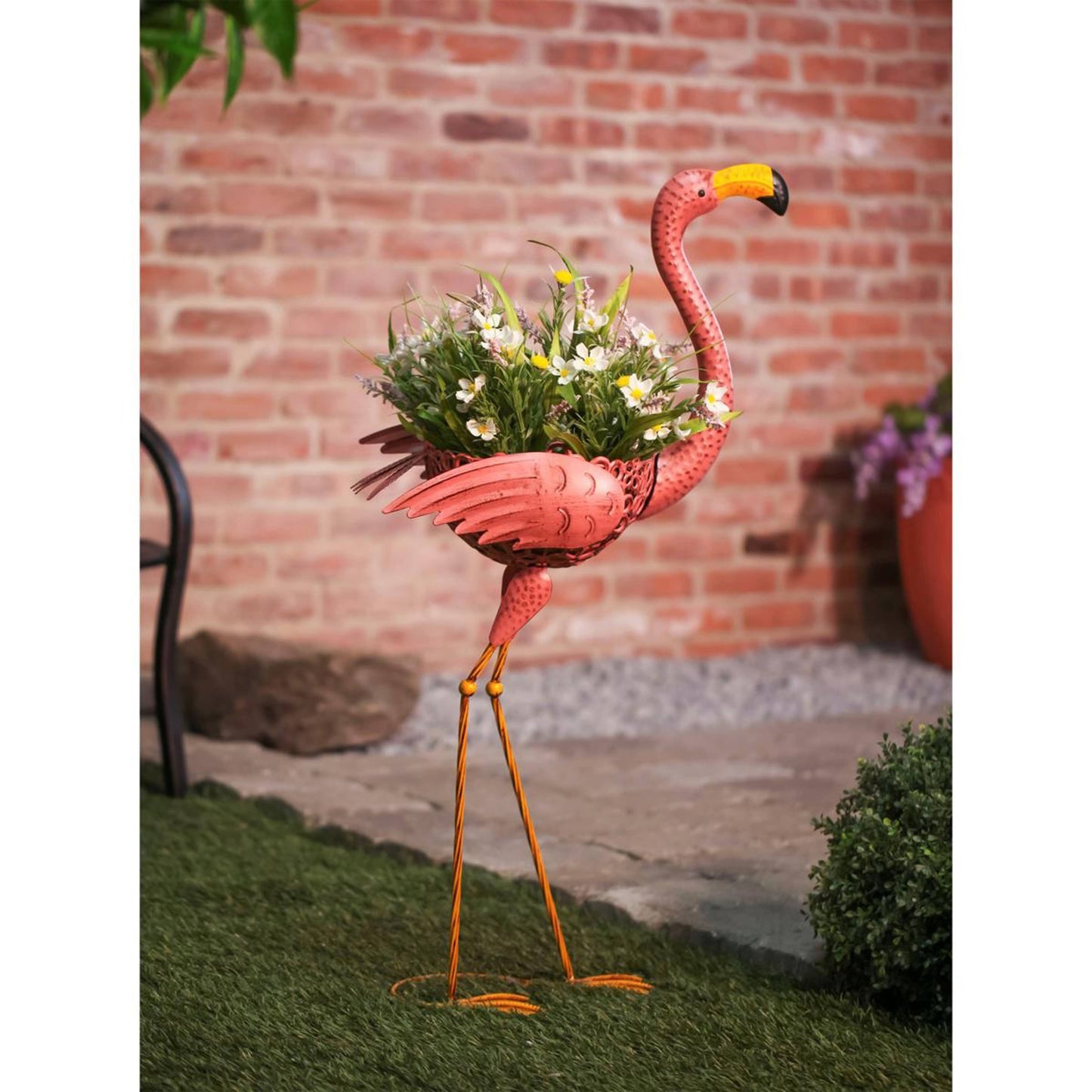 Metal Flamingo Planter with cocoliner