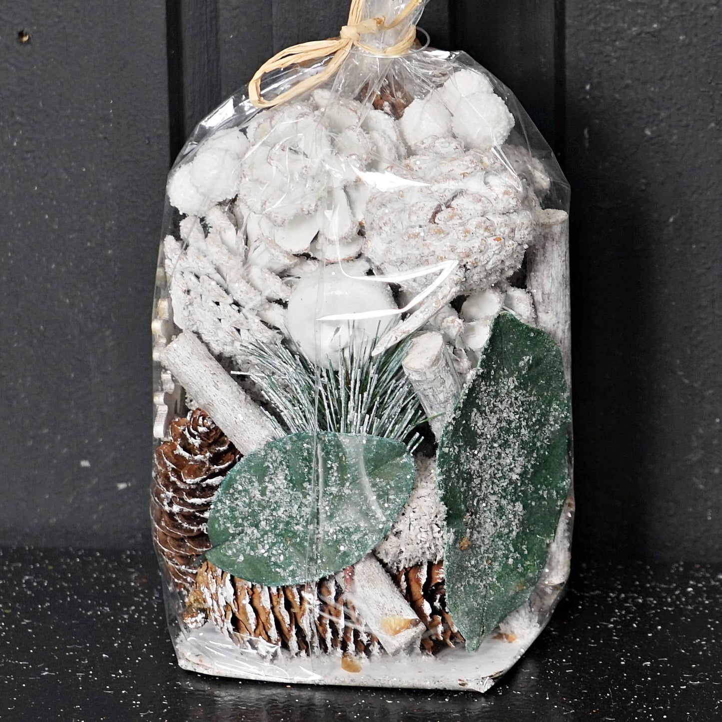 Mix Snowy Pinecone and Leaves Bag