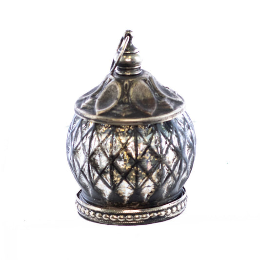 Ariam Lantern