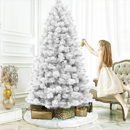 PVC Pine Snow Flocked: 4'